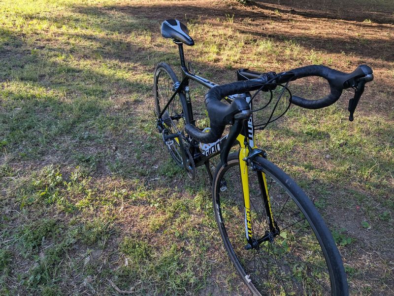 Used Giant TCR Advanced 3 2016 2016 Road & Gravel, Black — image 7 of 11