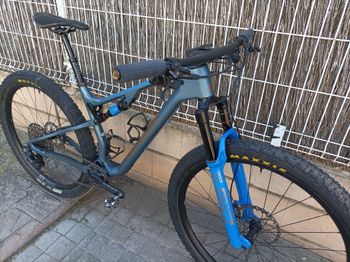 Used Merida NINETY-SIX 8000 2023 2023 Mountainbike, Light Gray, 29 — image 2 of 4