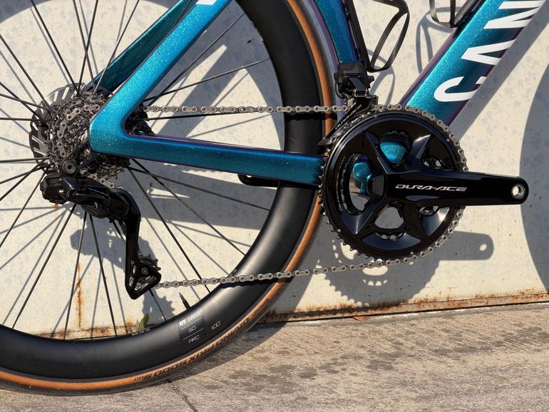 Used Canyon Aeroad CFR Di2 2024 2024 Road & Gravel — image 4 of 4