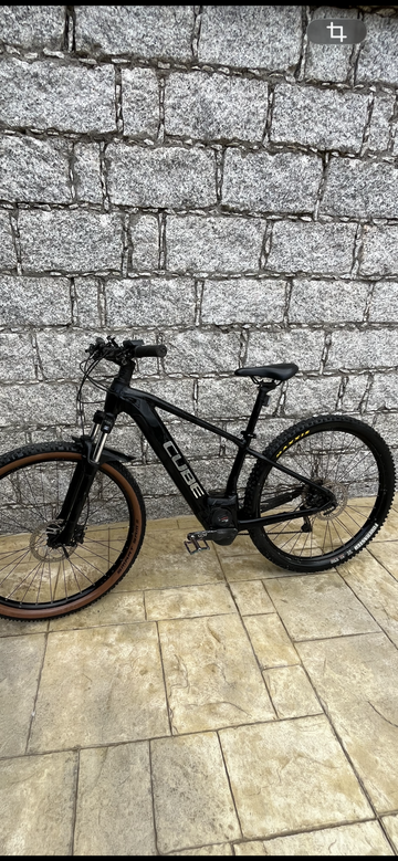 CUBE REACTION ONE E-BIKE 2022 Mountainbike usato, Nero — immagine 5 di 7