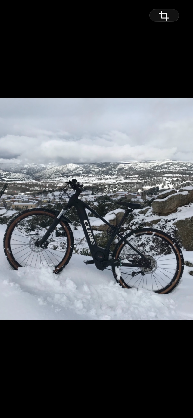CUBE REACTION ONE E-BIKE 2022 Mountainbike usato, Nero — immagine 1 di 7