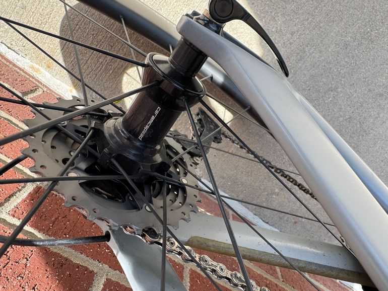 Used BMC TIMEMACHINE 02 THREE 2019 2019 Road & Gravel, Light Gray — image 8 of 12