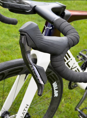 Used Elves Falath Evo+ Force E1 2025 Road & Gravel, White — image 9 of 12