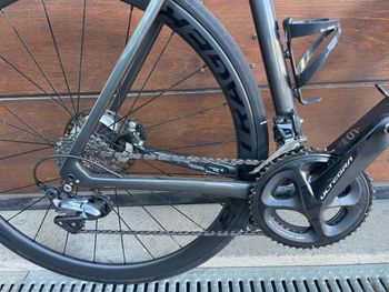 Used Trek Émonda SL 6 Disc Pro 2022 2022 Road & Gravel, Light Gray — image 8 of 9