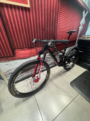 Used Trek Top fuel SRAM XX 2025 Mountainbike, Black — image 4 of 7