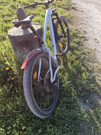 Used ROCKRIDER VTT RANDONNÉE EXPLORE 700 ALU 27,5 PLUS 2023 Mountainbike, Light Gray — image 5 of 10