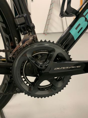 Used Bianchi Oltre XR3 - Dura Ace Di2 2022 2020 Road & Gravel — image 3 of 9
