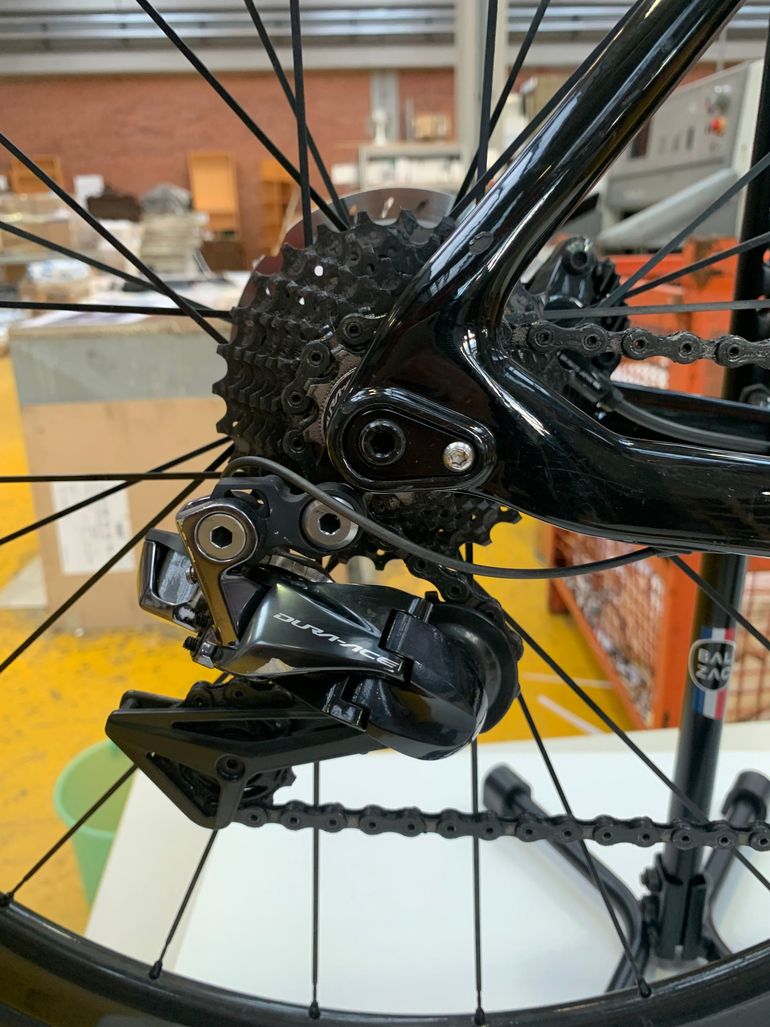 Used Bianchi Oltre XR3 - Dura Ace Di2 2022 2020 Road & Gravel — image 7 of 9