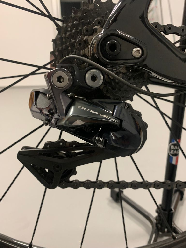 Used Bianchi Oltre XR3 - Dura Ace Di2 2022 2020 Road & Gravel — image 9 of 9