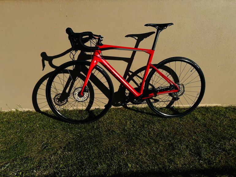 Used BMC Roadmachine 02 TWO 2020 2020 Road & Gravel — image 2 of 8