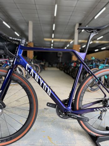 Used Canyon Inflite CFR Di2 Carbon 2023 Road & Gravel, Blue — image 22 of 24