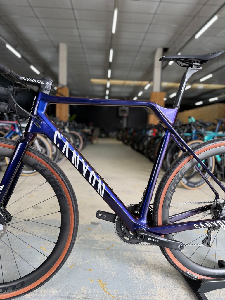 Used Canyon Inflite CFR Di2 Carbon 2023 Road & Gravel, Blue — image 22 of 24