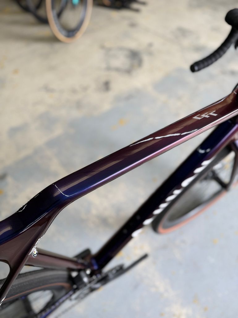 Used Canyon Inflite CFR Di2 Carbon 2023 Road & Gravel, Blue — image 14 of 24
