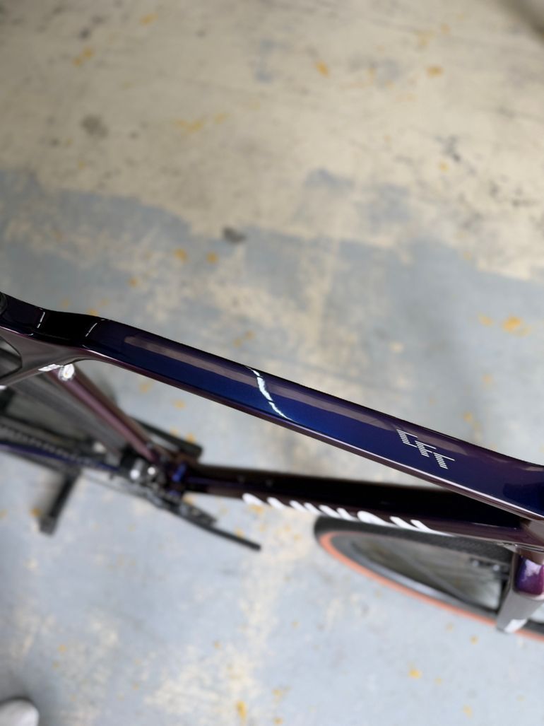 Used Canyon Inflite CFR Di2 Carbon 2023 Road & Gravel, Blue — image 13 of 24