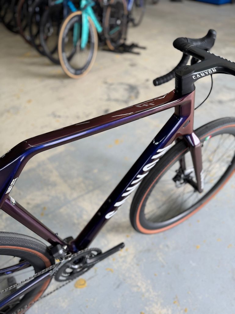 Used Canyon Inflite CFR Di2 Carbon 2023 Road & Gravel, Blue — image 9 of 24