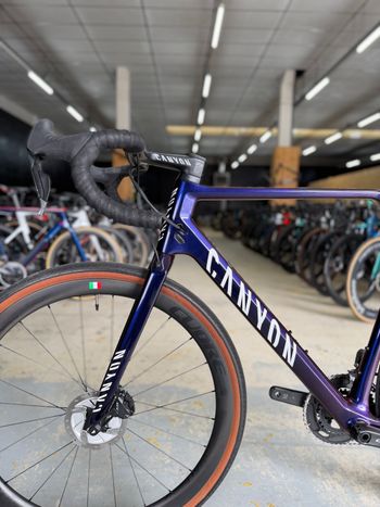 Used Canyon Inflite CFR Di2 Carbon 2023 Road & Gravel, Blue — image 21 of 24