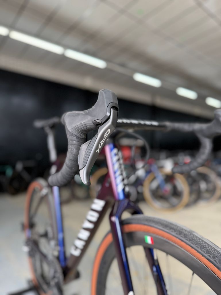 Used Canyon Inflite CFR Di2 Carbon 2023 Road & Gravel, Blue — image 4 of 24