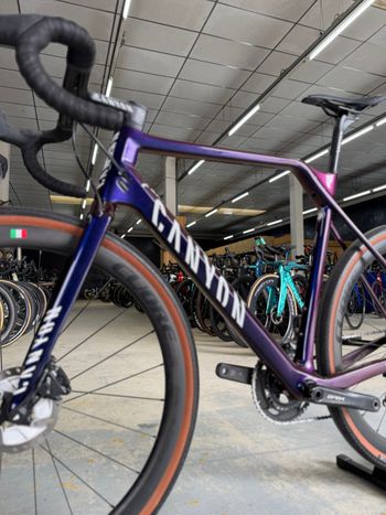 Used Canyon Inflite CFR Di2 Carbon 2023 Road & Gravel, Blue — image 16 of 24