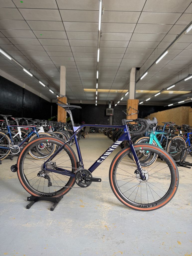Used Canyon Inflite CFR Di2 Carbon 2023 Road & Gravel, Blue — image 1 of 24