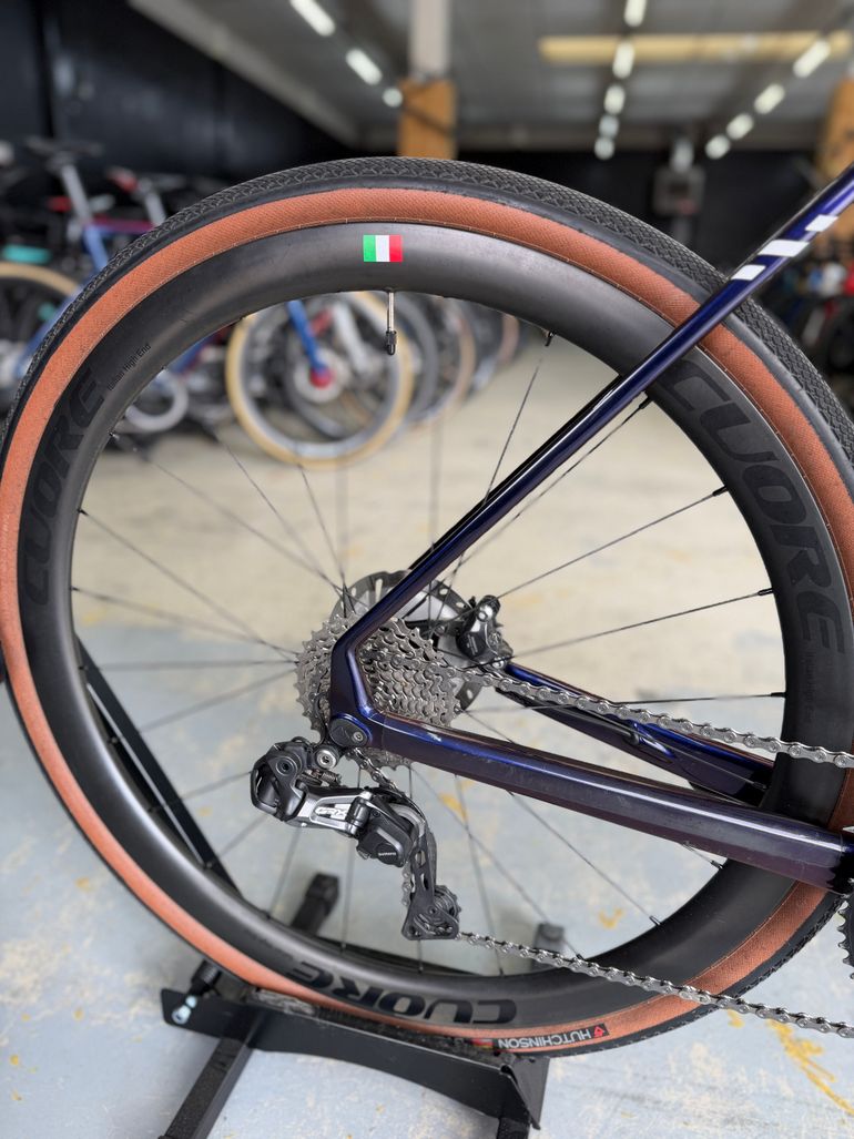Used Canyon Inflite CFR Di2 Carbon 2023 Road & Gravel, Blue — image 12 of 24