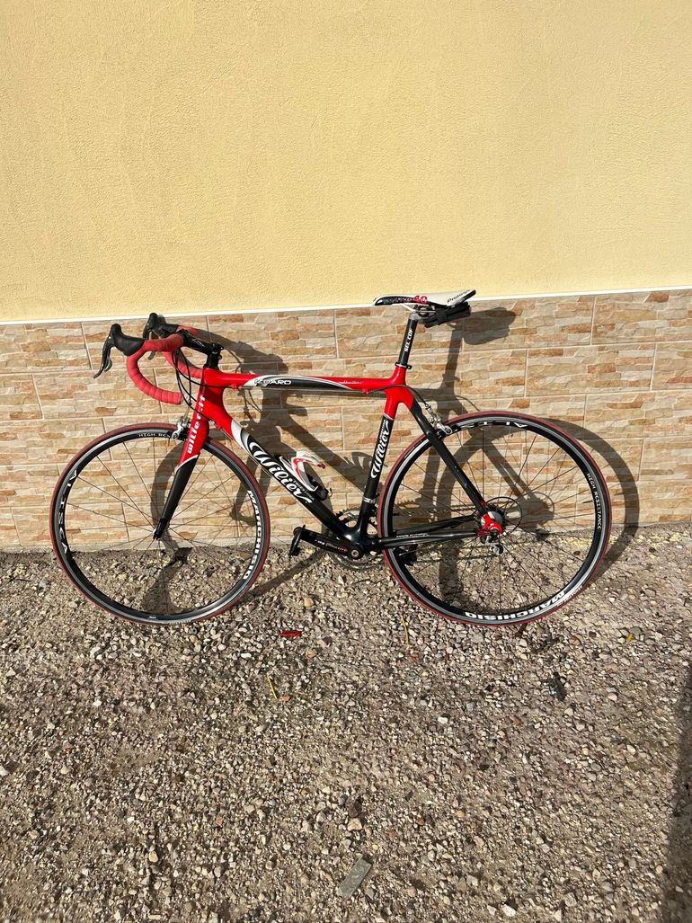 Used Wilier Triestina Campagnolo Record 2010 Road & Gravel, Rojo — image 2 of 4