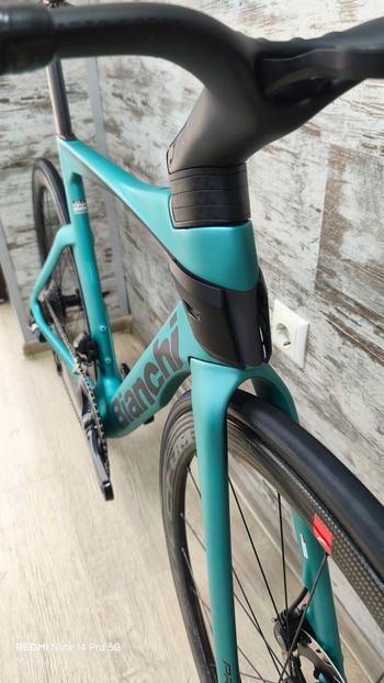 Used Bianchi Oltre Pro Dura-Ace Di2 12S 2026 Road & Gravel, Green — image 17 of 37