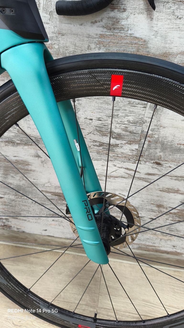 Used Bianchi Oltre Pro Dura-Ace Di2 12S 2026 Road & Gravel, Green — image 18 of 37