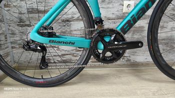 Used Bianchi Oltre Pro Dura-Ace Di2 12S 2026 Road & Gravel, Green — image 4 of 37