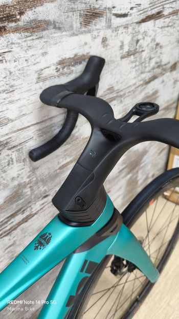 Used Bianchi Oltre Pro Dura-Ace Di2 12S 2026 Road & Gravel, Green — image 14 of 37