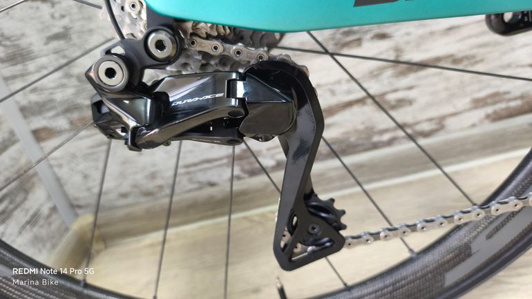 Used Bianchi Oltre Pro Dura-Ace Di2 12S 2026 Road & Gravel, Green — image 7 of 37