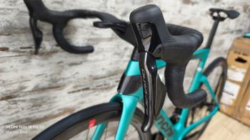 Used Bianchi Oltre Pro Dura-Ace Di2 12S 2026 Road & Gravel, Green — image 29 of 37