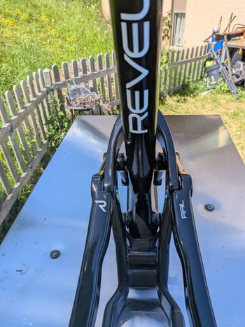 Used Revel Rail27 Frameset 2022 Mountainbike, Black — image 7 of 12