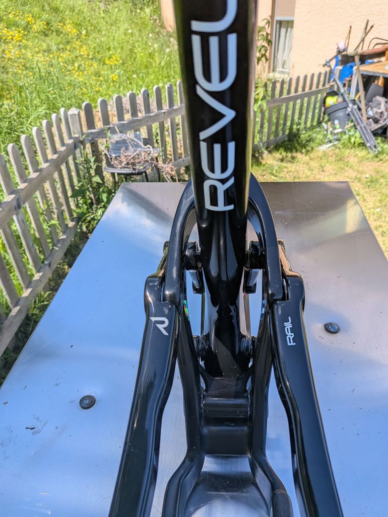 Used Revel Rail27 Frameset 2022 Mountainbike, Black — image 7 of 12