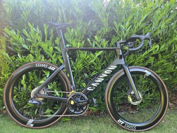 Used Canyon Aeroad CF SLX 8 Disc Di2 2023 2023 Road & Gravel