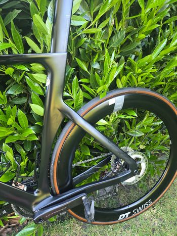 Used Canyon Aeroad CF SLX 8 Disc Di2 2023 2023 Road & Gravel, Black — image 7 of 7
