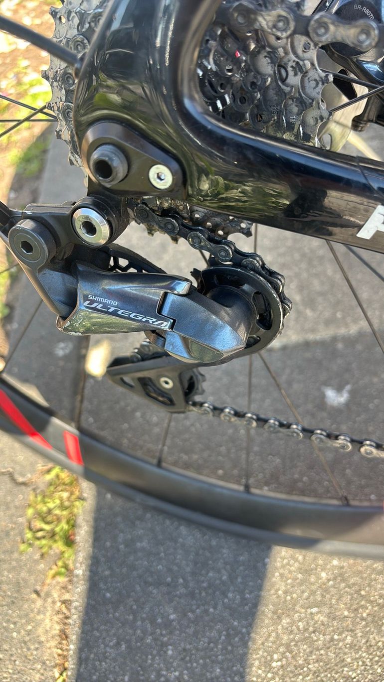 Used Pinarello PRINCE ULTEGRA 11S Disc 2022 2022 Road & Gravel — image 2 of 5