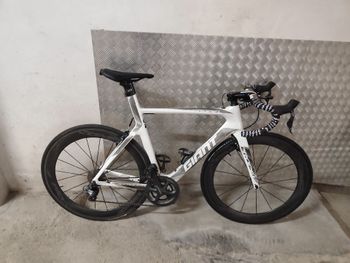 Used Giant propel Giant propel Custom Shimano Ultegra Di2 2017 Road & Gravel — image 2 of 6