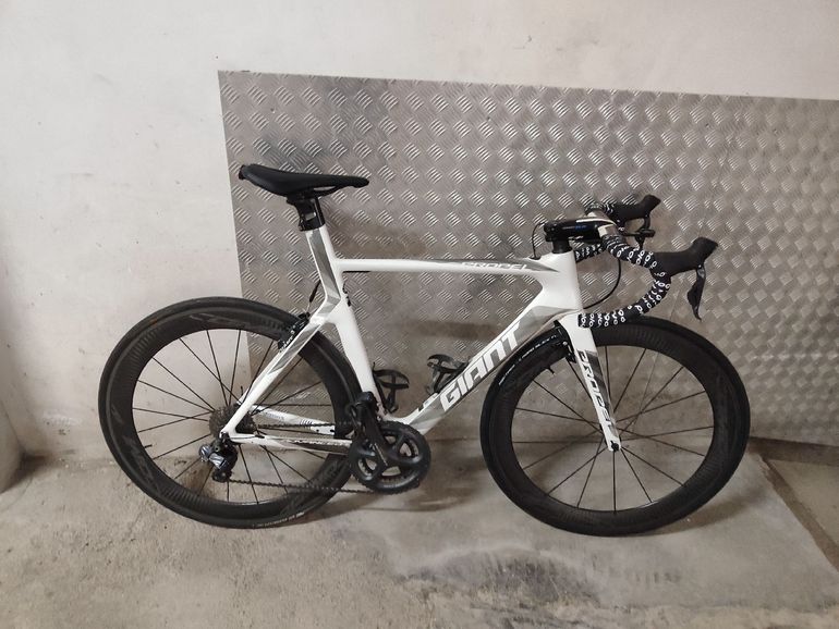 Used Giant propel Giant propel Custom Shimano Ultegra Di2 2017 Road & Gravel — image 2 of 6
