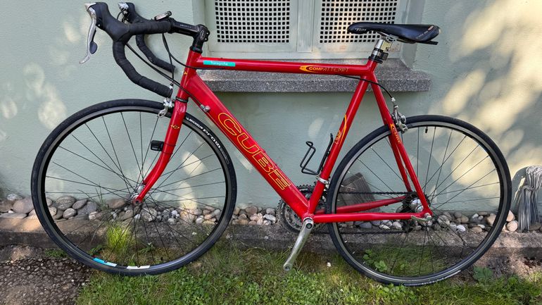 Used CUBE Cube Comp Attempt 2009 Road & Gravel, Red — image 1 of 7