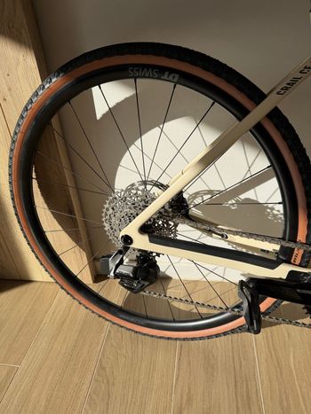 Used Canyon Grail CF SL 7 AXS 2024 2024 Road & Gravel, Negro — image 4 of 4