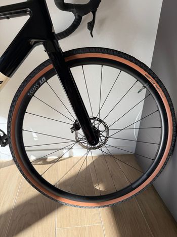 Used Canyon Grail CF SL 7 AXS 2024 2024 Road & Gravel, Negro — image 2 of 4
