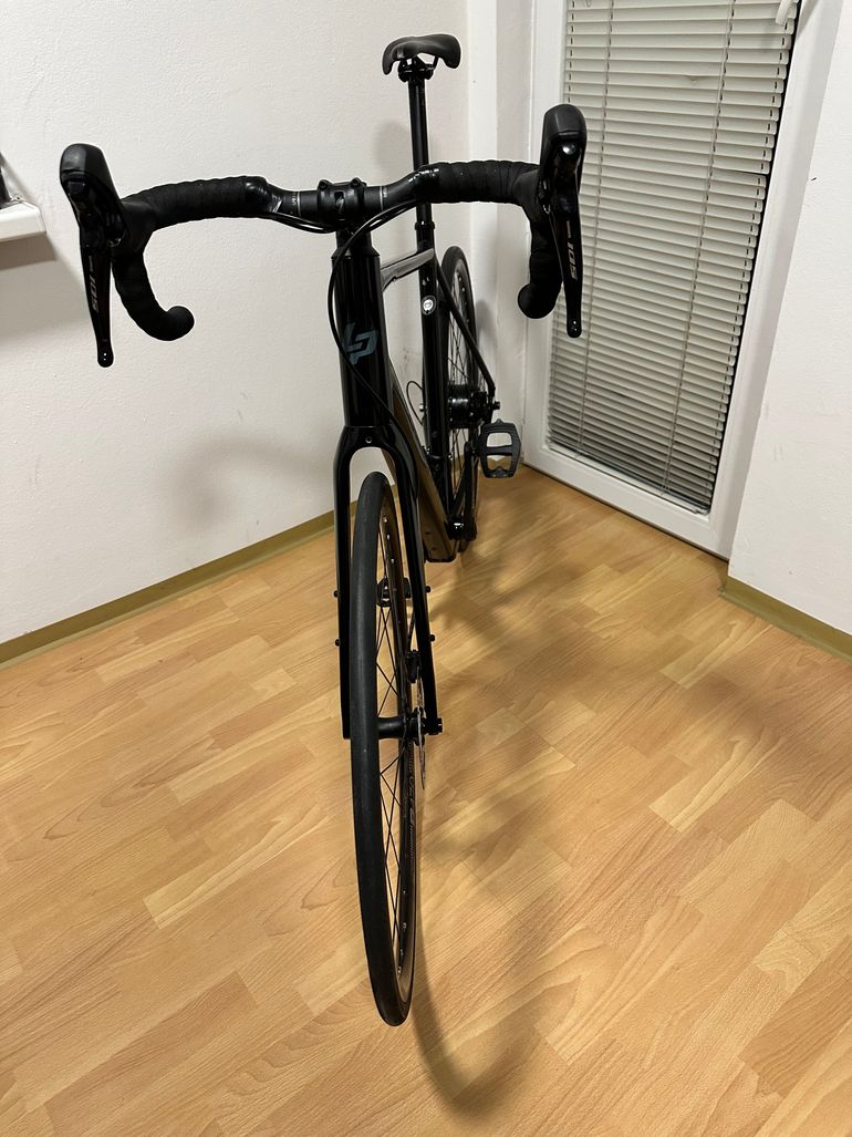 Used Lapierre e-Sensium 5.2 2022 2022 Road & Gravel, Nero — image 1 of 10