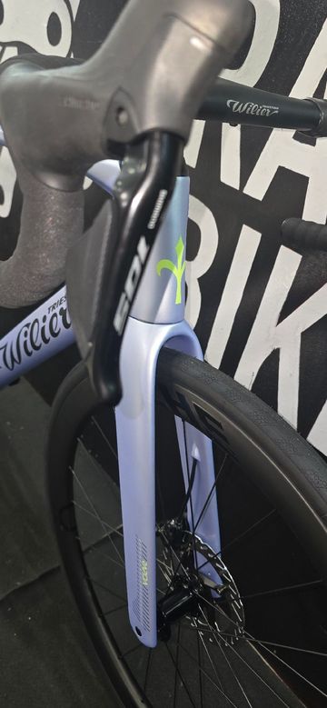 Used Wilier Custom Shimano 105 Di2 2027 Road & Gravel, Light Gray — image 3 of 4