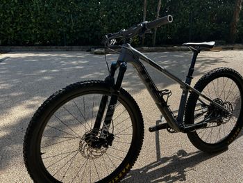 Used Trek Trek Procaliber 9,7 2020 Mountainbike, Light Gray — image 5 of 6
