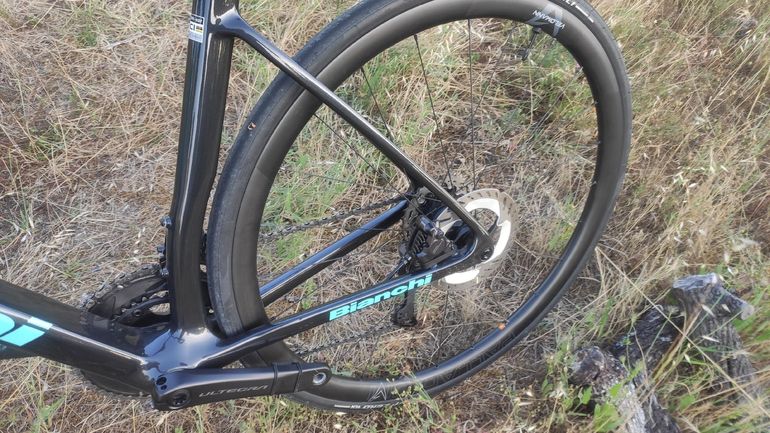 Used Bianchi Specialissima COMP Ultegra Di2 2025 2025 Road & Gravel, Black — image 8 of 10