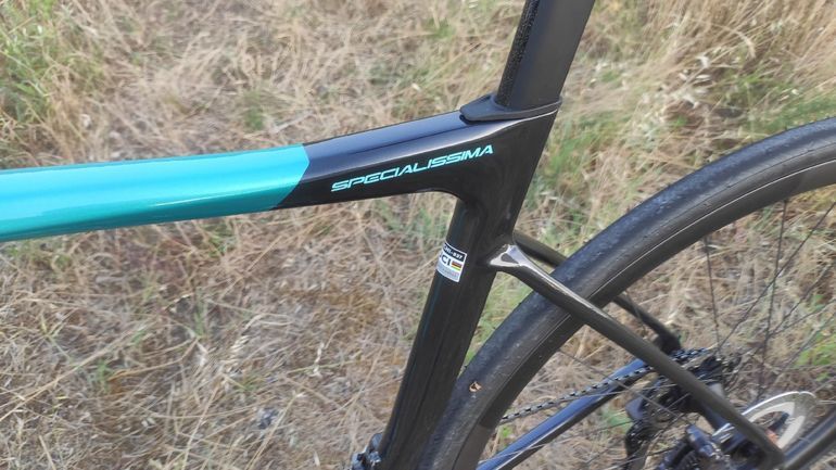 Used Bianchi Specialissima COMP Ultegra Di2 2025 2025 Road & Gravel, Black — image 7 of 10