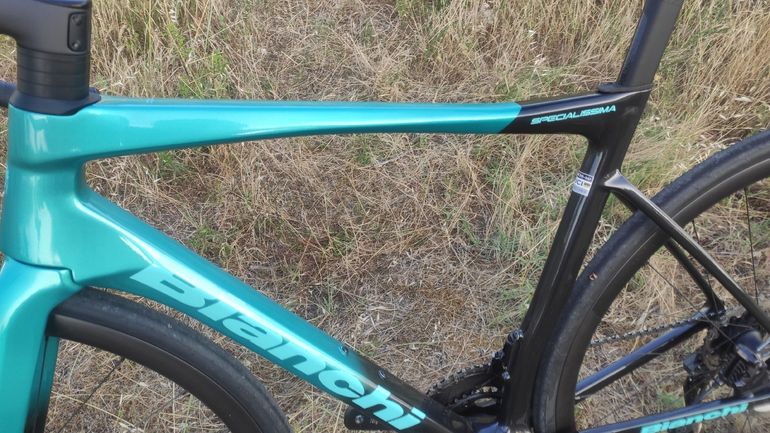 Used Bianchi Specialissima COMP Ultegra Di2 2025 2025 Road & Gravel, Black — image 6 of 10