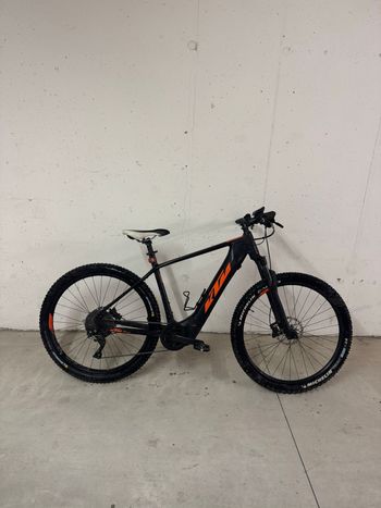 Used KTM Macina Team 292 2020 2020 Mountainbike, Black, 29 — image 2 of 12