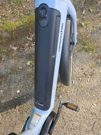 Used Cannondale Adventure Neo 3.1 EQ 2024 2024 Urban, Blau — image 7 of 9