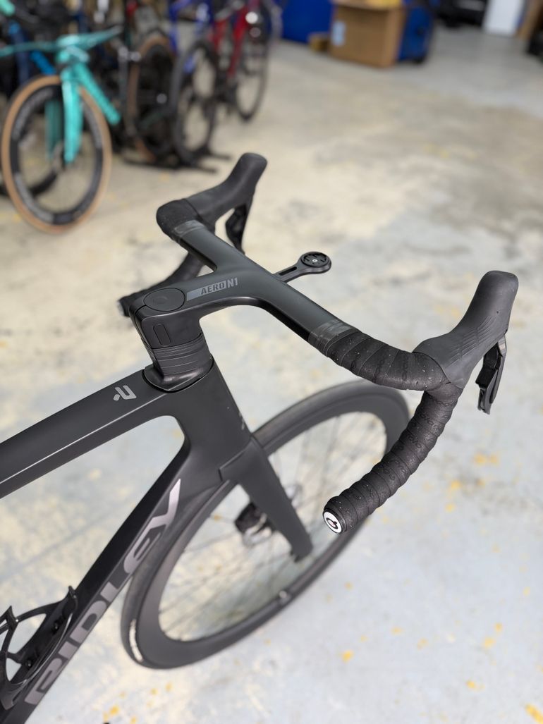 Used Ridley Noah Fast Disc - Shimano Ultegra DI2 2x12sp 2023 2023 Road & Gravel — image 3 of 23